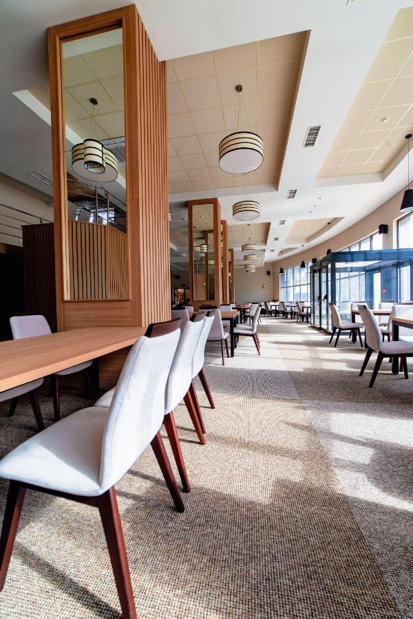 Hotel Verticalplus Haskovo Buitenkant foto